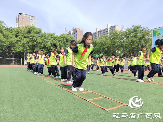 驻马店市第二十四小学：传统游戏绽活力 特色课程助成长