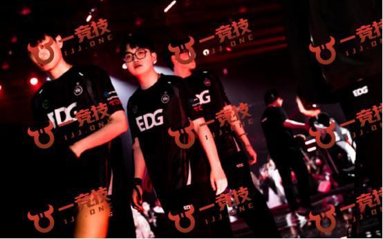 一竞技无畏契约：康康个人实力突出但缺少核心思路