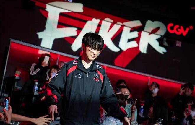 2024年十大电竞选手盘点你心目中的TOP1是谁？(图5)
