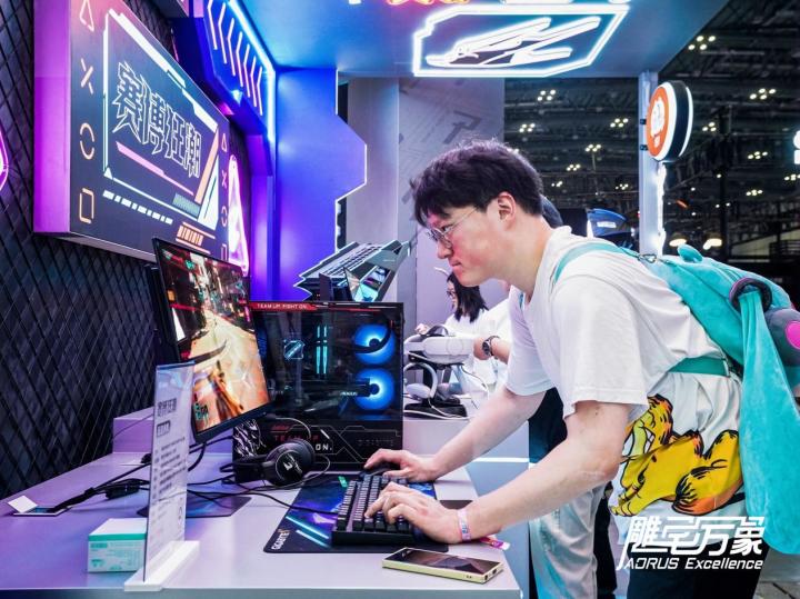 BW2025技嘉AORUS次元突破！硬核电竞引爆文化狂潮(图3)