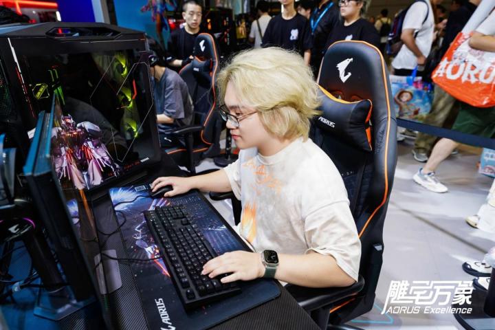 BW2025技嘉AORUS次元突破！硬核电竞引爆文化狂潮(图7)