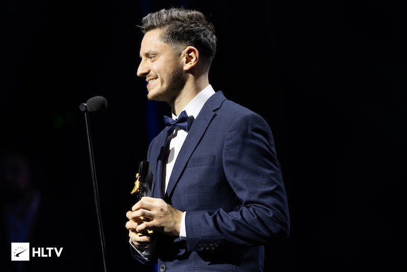 CS2-IEM科隆： spirit2-1力克MOUZ直通四强