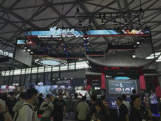 游戏大厂秀肌肉、国产3A游戏火爆、机器踢足球……这届ChinaJoy热闹非凡(图8)