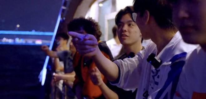 “未来之城”照进现实：海外电竞选手要把中国记忆带回家