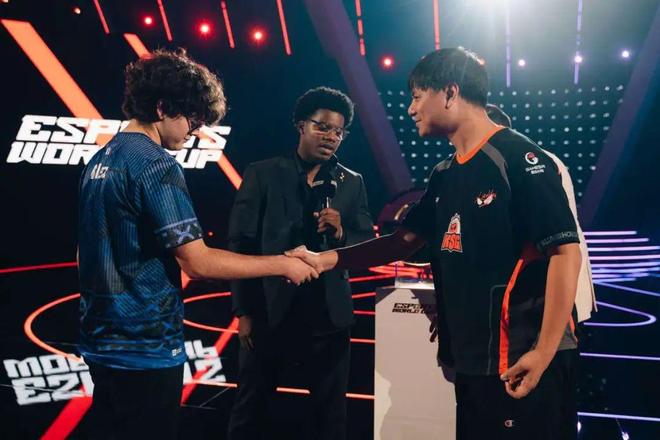 独家专访 静安企业签约选手Xiaohai卫冕2025电竞世界杯街头霸王6项目冠军(图2)