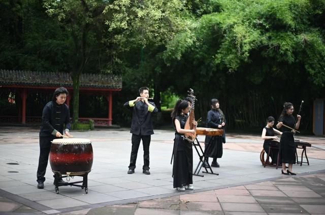 全球顶级电竞赛事IP联动 川音学子奏响电竞强音(图2)