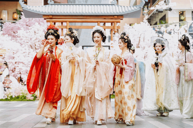 西安“年轻人浓度最高”的7个街区后劲儿太大了！！！(图3)