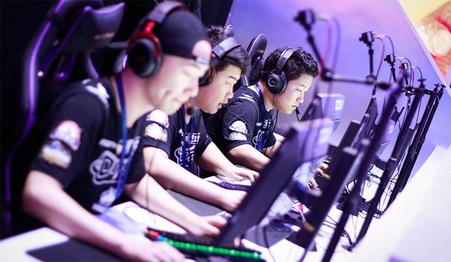 全球足球电竞盛宴落地虹口开启“电竞+文旅商体展”新热潮！