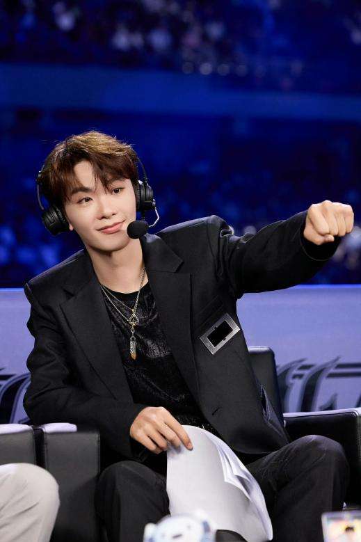 王赫野跨界 LPL 总决赛：歌声与解说双燃解锁电竞新体验(图5)