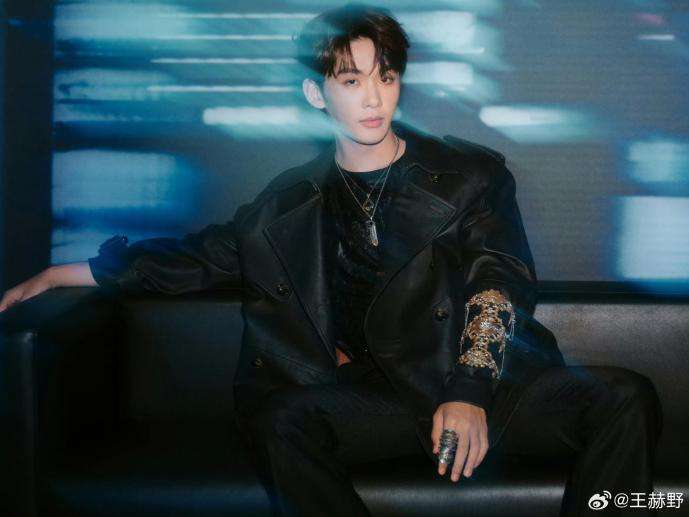 王赫野跨界 LPL 总决赛：歌声与解说双燃解锁电竞新体验(图3)