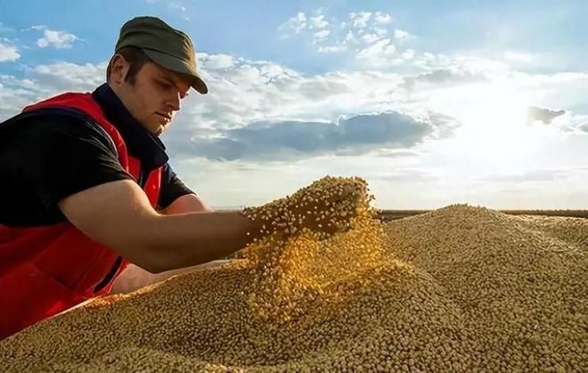 破防了？白宫刚关门特朗普就急发文对中方提要求要好好谈谈(图4)