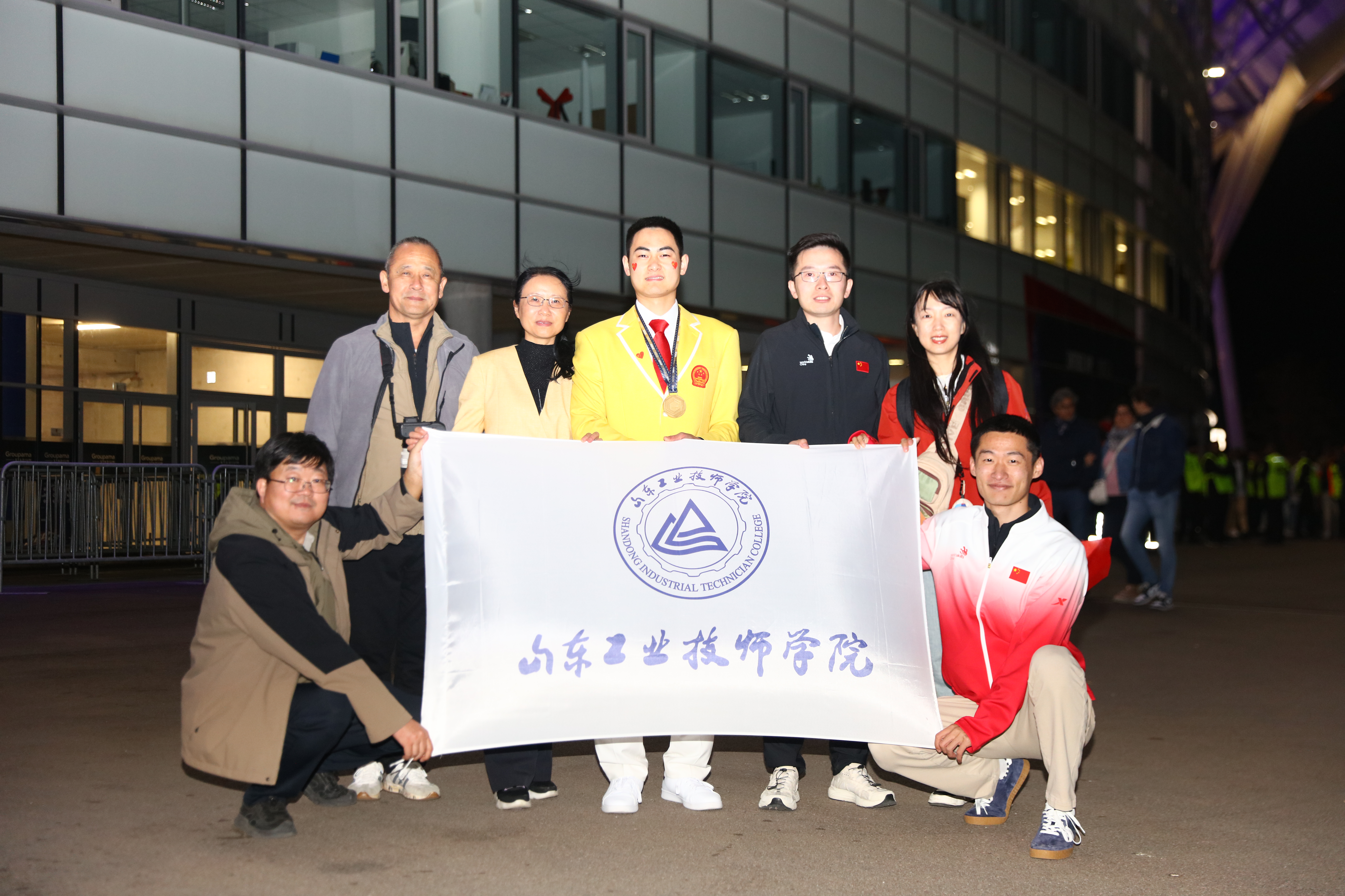 众观教育丨21岁技师院校小伙何以闪耀世界技能大赛？(图3)