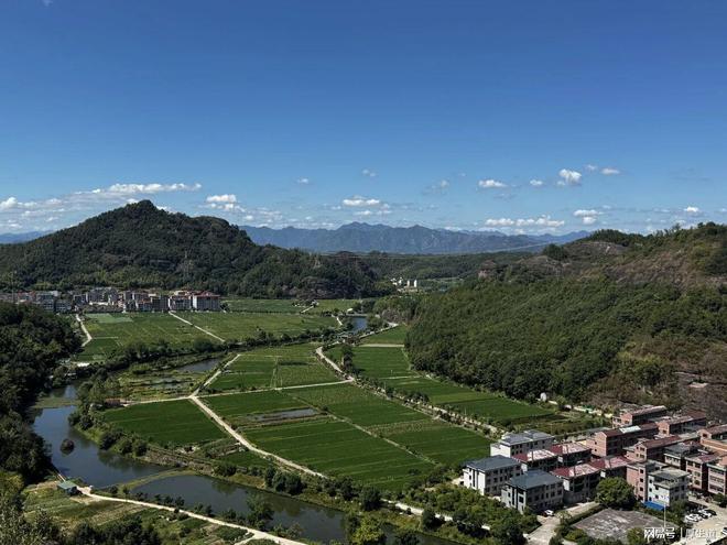 净心林山湖——大厚公司2025秋季团建：赳赳厚生·共赴山河！(图10)