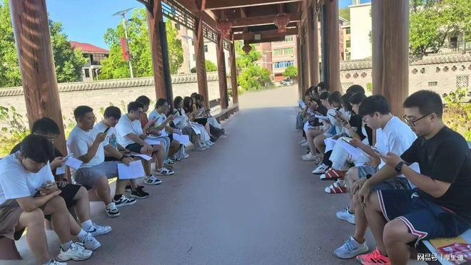 净心林山湖——大厚公司2025秋季团建：赳赳厚生·共赴山河！(图7)