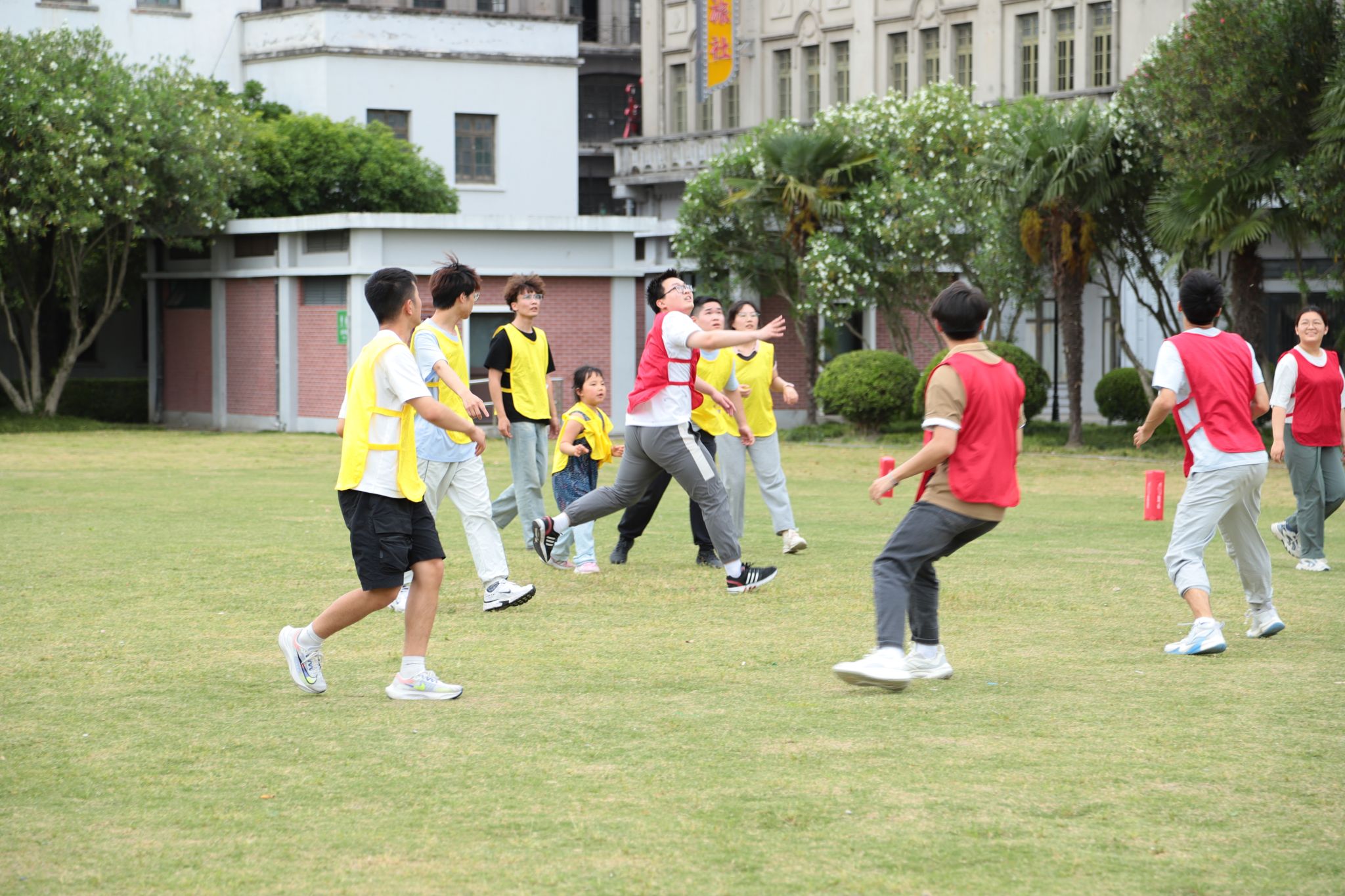 室内团队拓展训练游戏