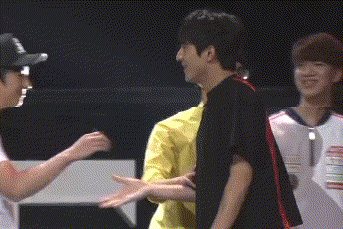 林俊杰终于成立了战队你们这些被演艺事业耽误的电竞选手(图25)