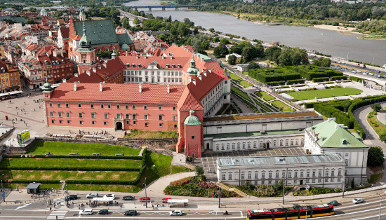 波兰大使馆亲自下场宣传足球新游！玩法你绝对想不到(图4)