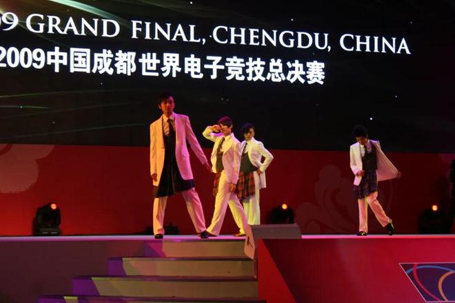 四川电竞的22年：虽有风雨但终见彩虹(图4)