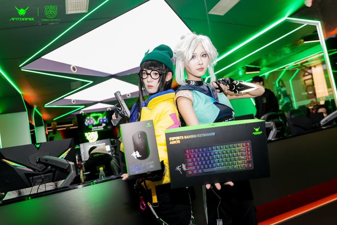 JUG与TE溯共写“无畏之约”ANTGAMER冠军训练营圆满收官(图3)