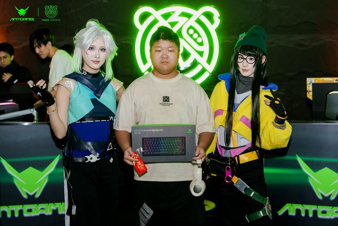 JUG与TE溯共写“无畏之约”ANTGAMER冠军训练营圆满收官(图7)