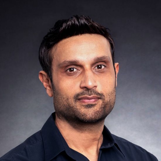 运营十四年老玩家过半每年都在“凉”的游戏晚上却在排队进服？(图12)