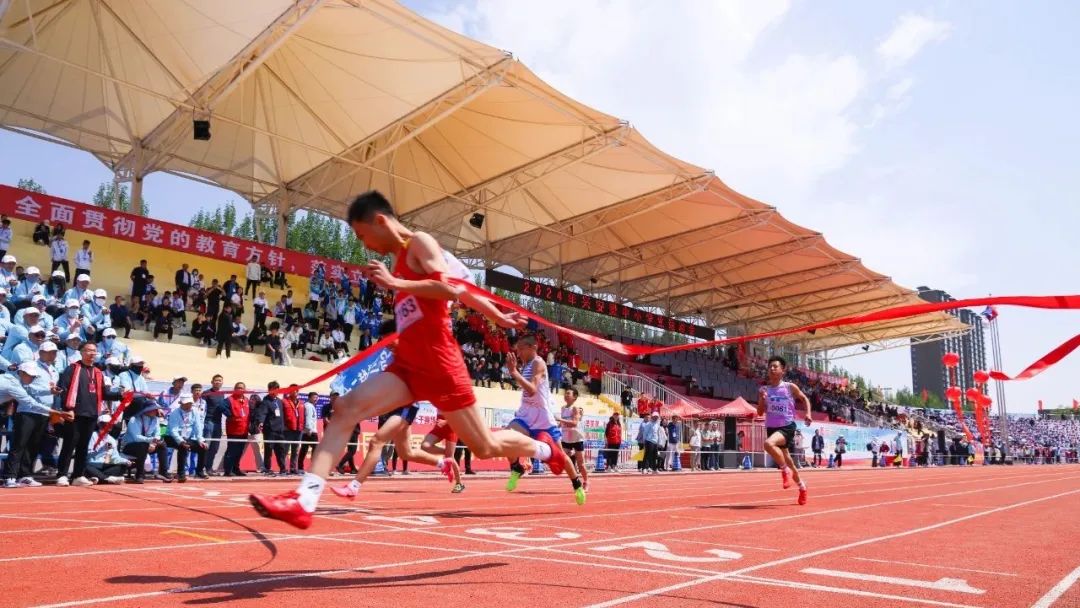 去电竞学校的正确打开方式：职业电竞学校学费与选择攻略