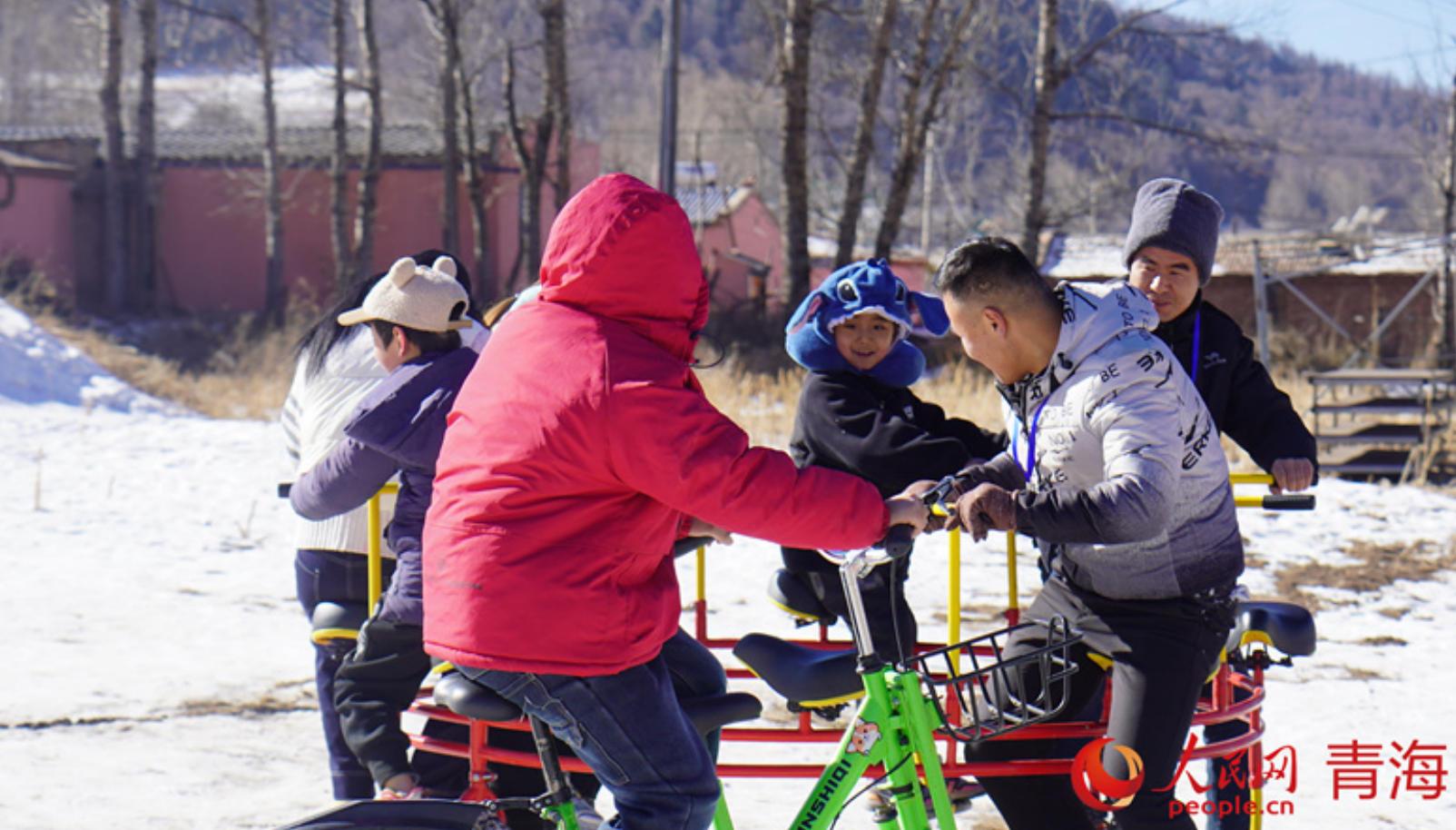青海：“赛事+设施”双轮驱动 冰雪经济提速升温(图2)