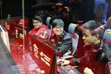 别再说香港电影都是套路了在这个影展上看到新一代的香港故事