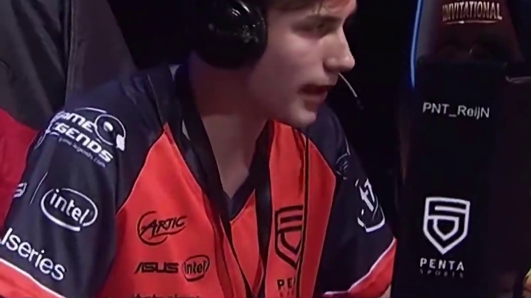 Doran女粉丝突然火了在网上公开表白颜值堪比一线明星