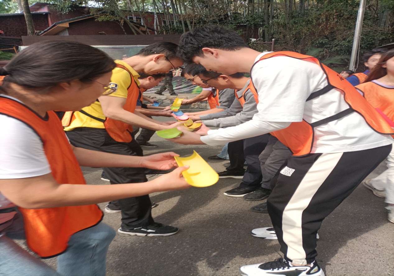 各党支部：开展多彩趣味活动 欢喜迎新春